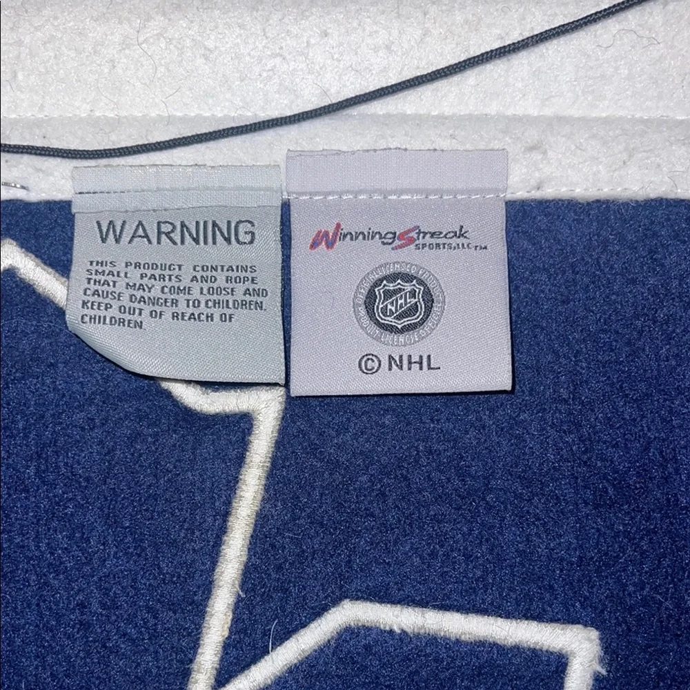 Vintage Toronto Maple Leafs NHL Felt Wall Banner Hanging Pennant Blue White
